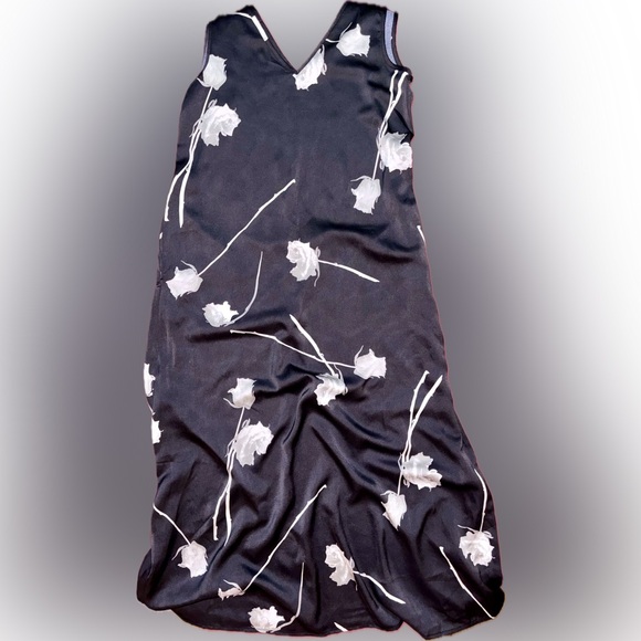 Simple Suzanne Betro Floral Maxi Dress - Picture 1 of 5
